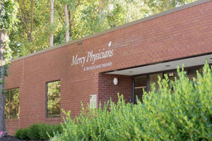 Mercy-MercyPhysiciansAtBrokenLandParkway-041-013.jpg