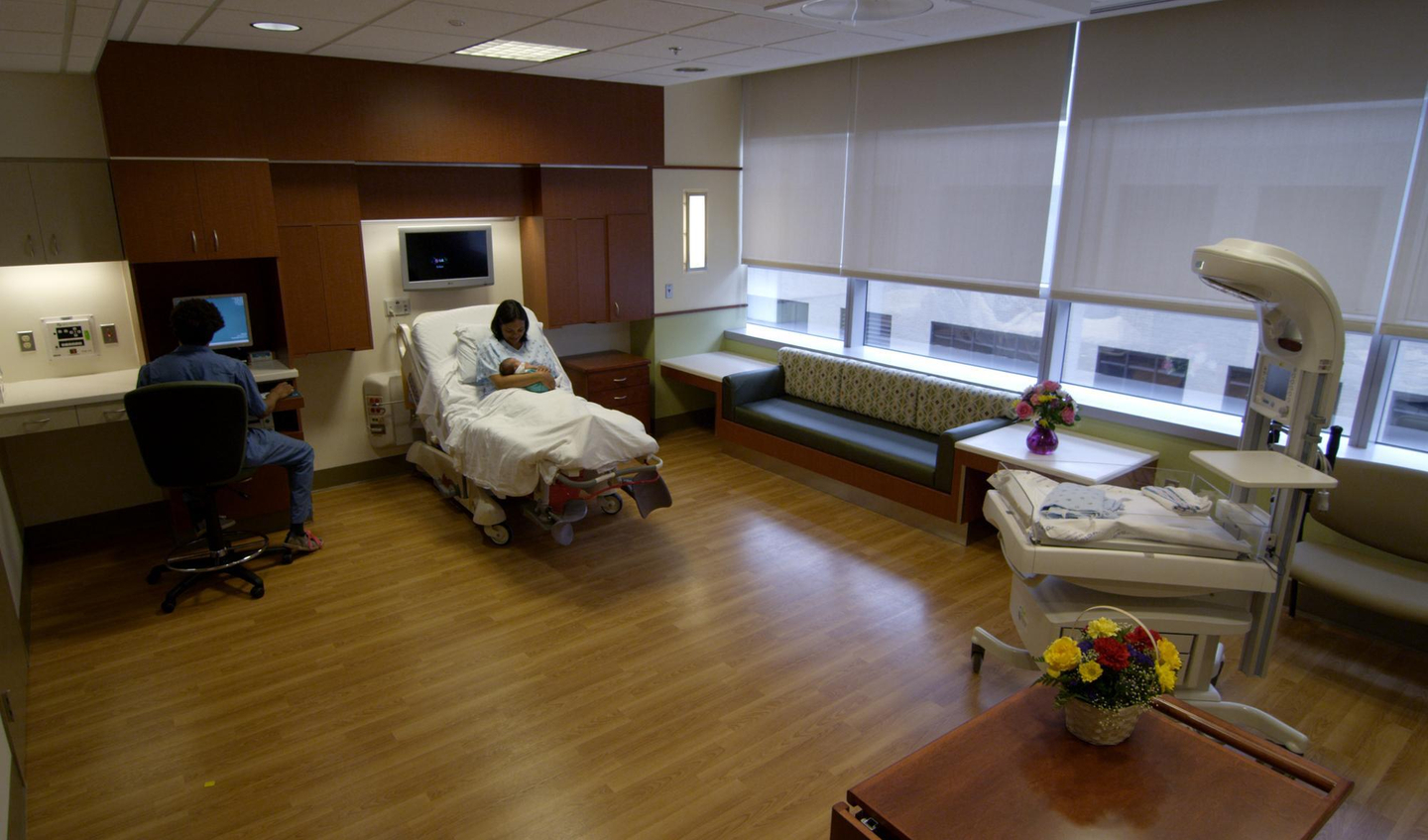 Labor & Delivery Unit Offers Comfort, Private Rooms - Baltimore