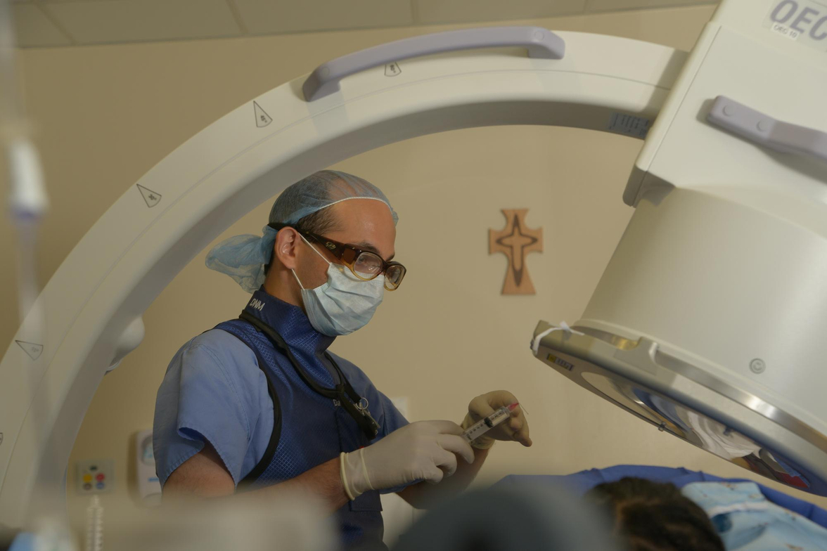 Maine_Pain_Medicine_Procedure_Rm_IPM_2012_ (111).JPG